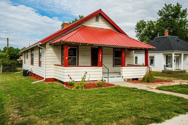 904 N Sheridan Avenue, WY 82801