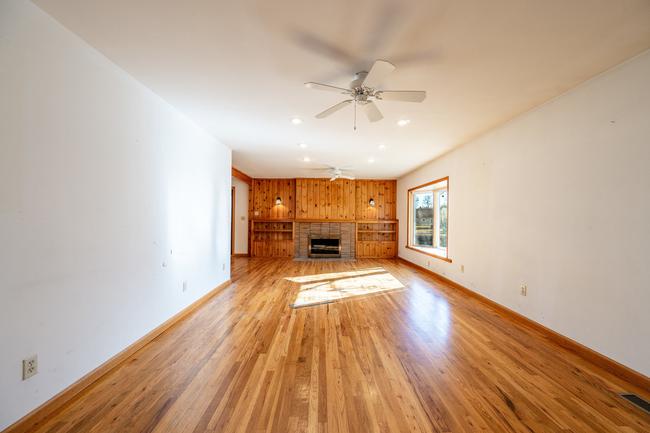 905 W Works Streets, WY 82801