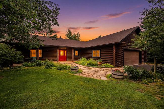 28 Apache Road, WY 82835
