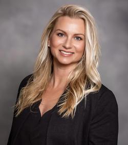 Photo of Elizabeth Taliento