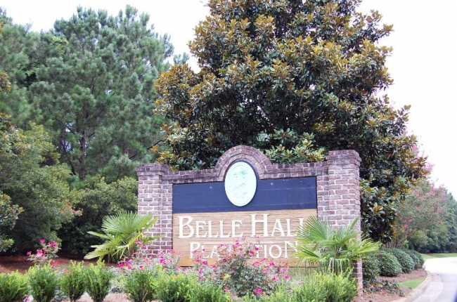 Belle Hall Plantation Entrance