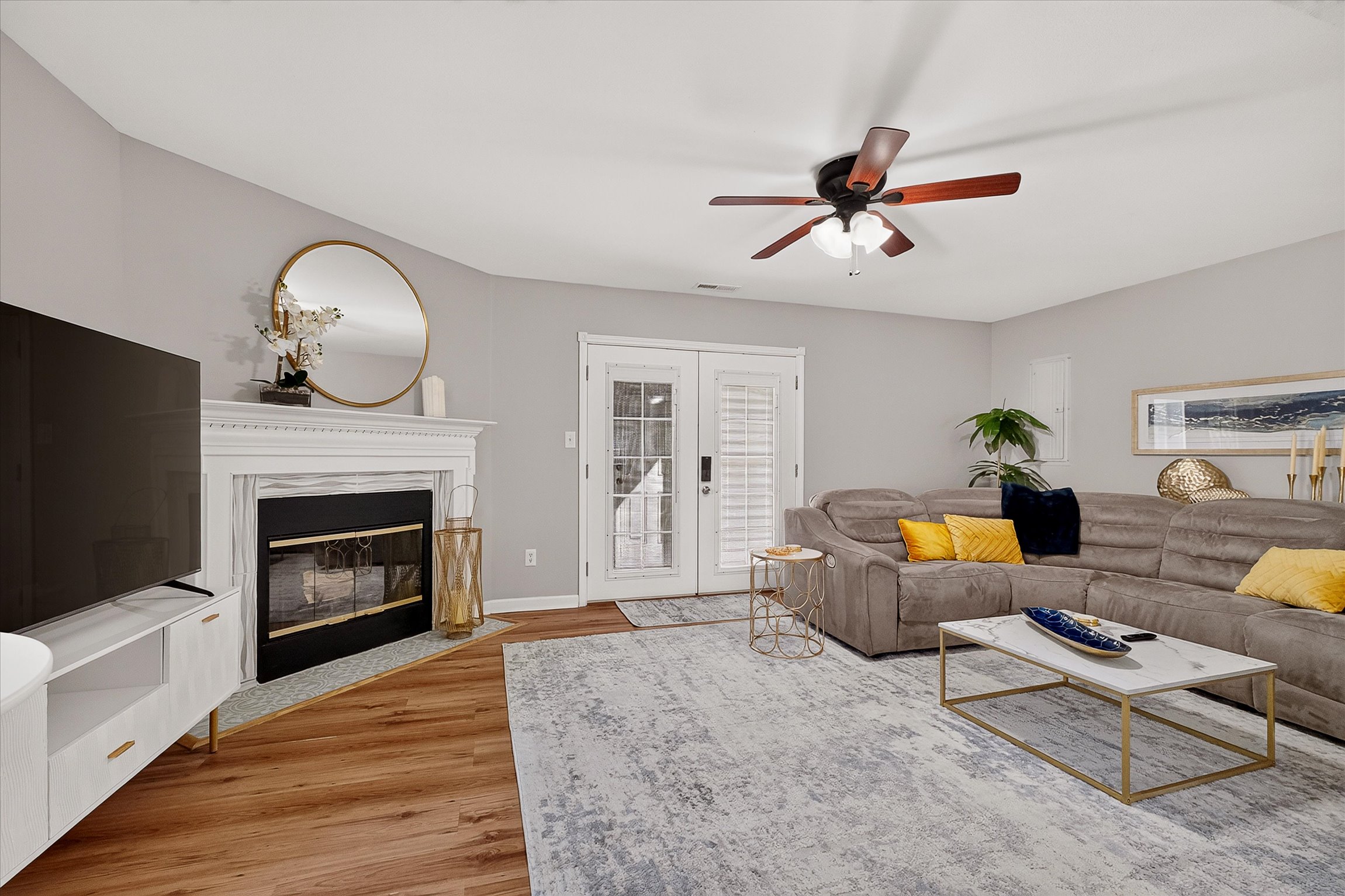 2623 N Delaware St - Indianapolis IN -In Fall Creek Place-Proper - Family Room