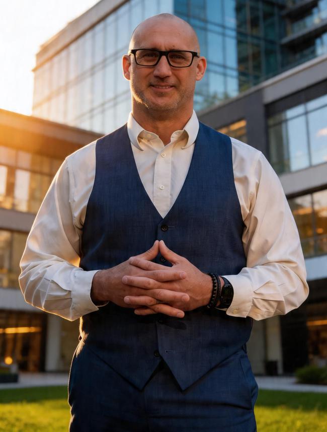 Photo of Greg Taylor