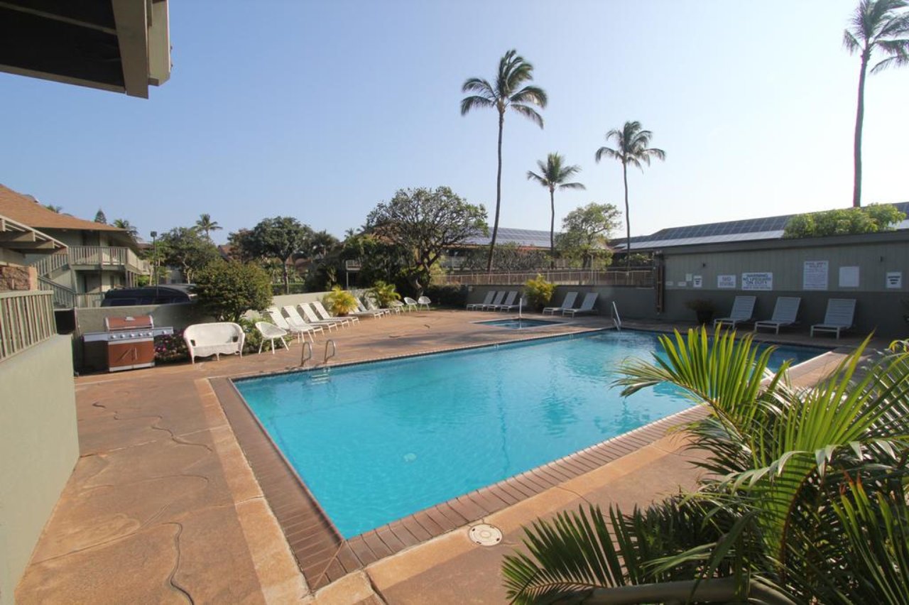 Sold condo data for Kihei Bay Surf