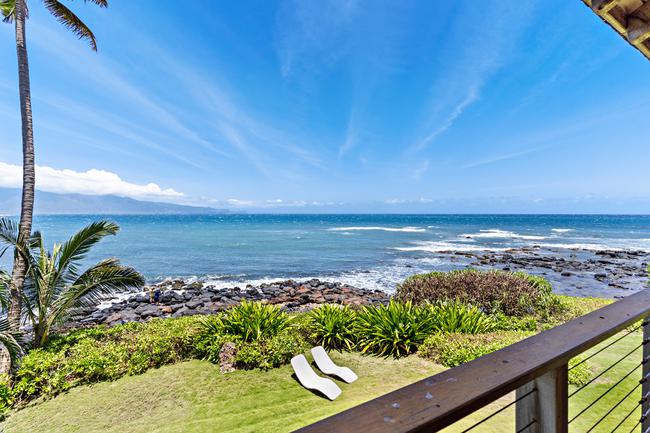 Upstairs Lanai
