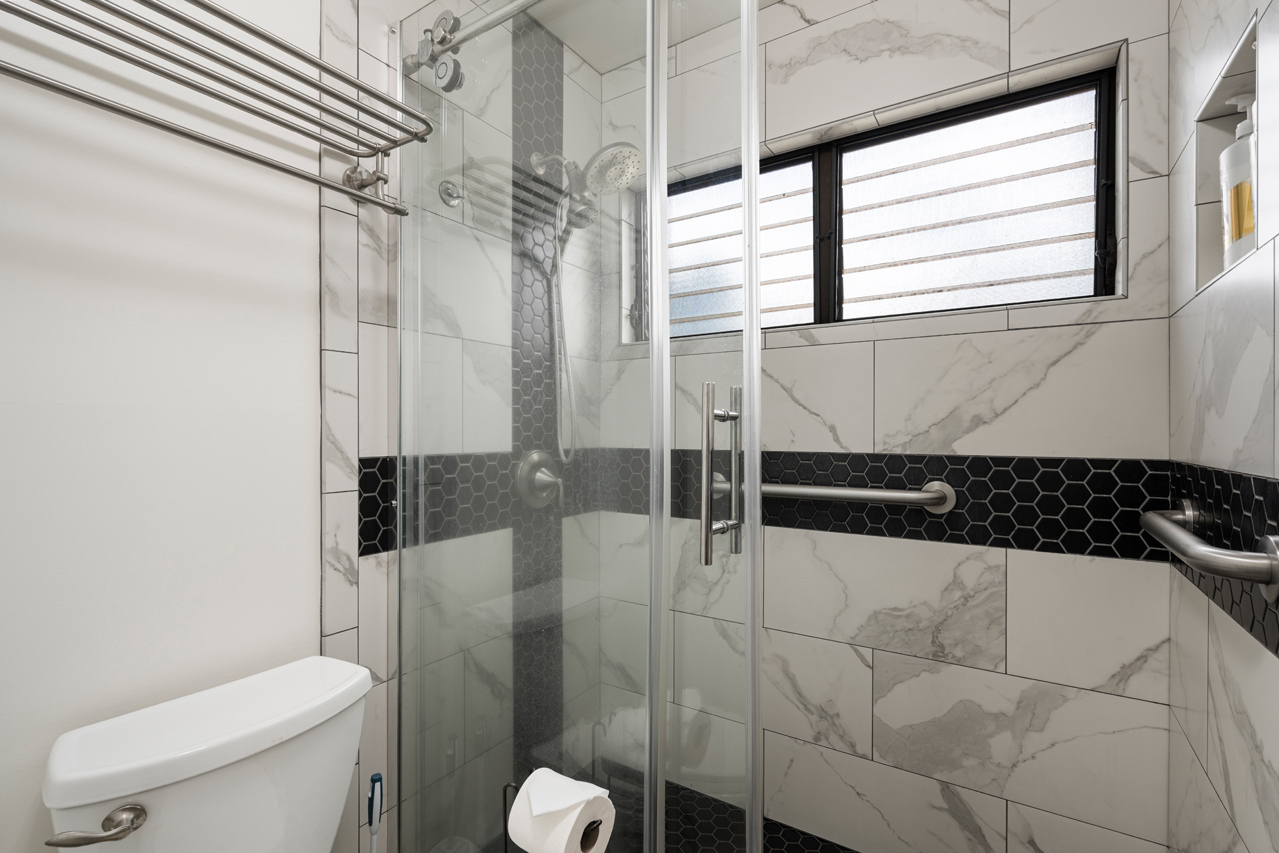 Bathroom: 