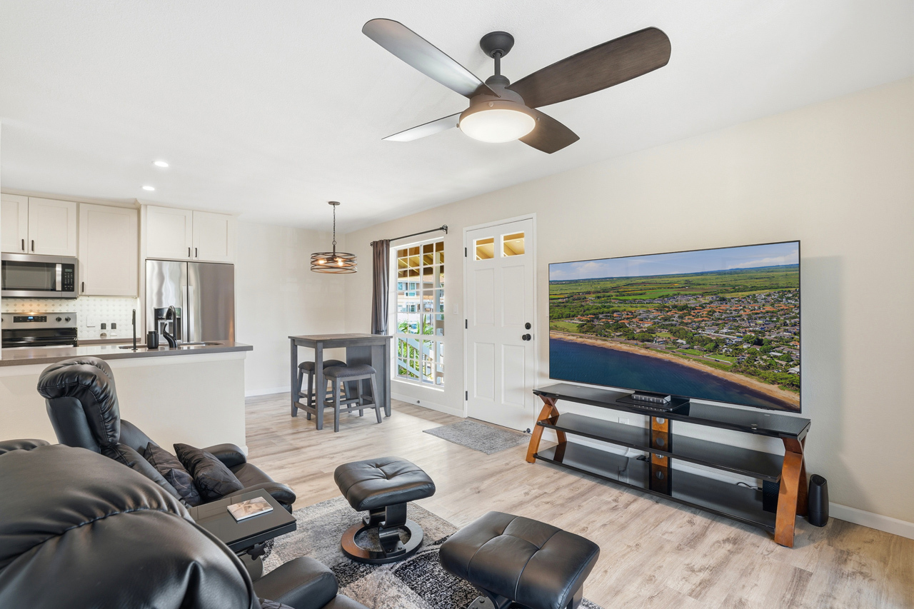 Bright and spacious interiors: 