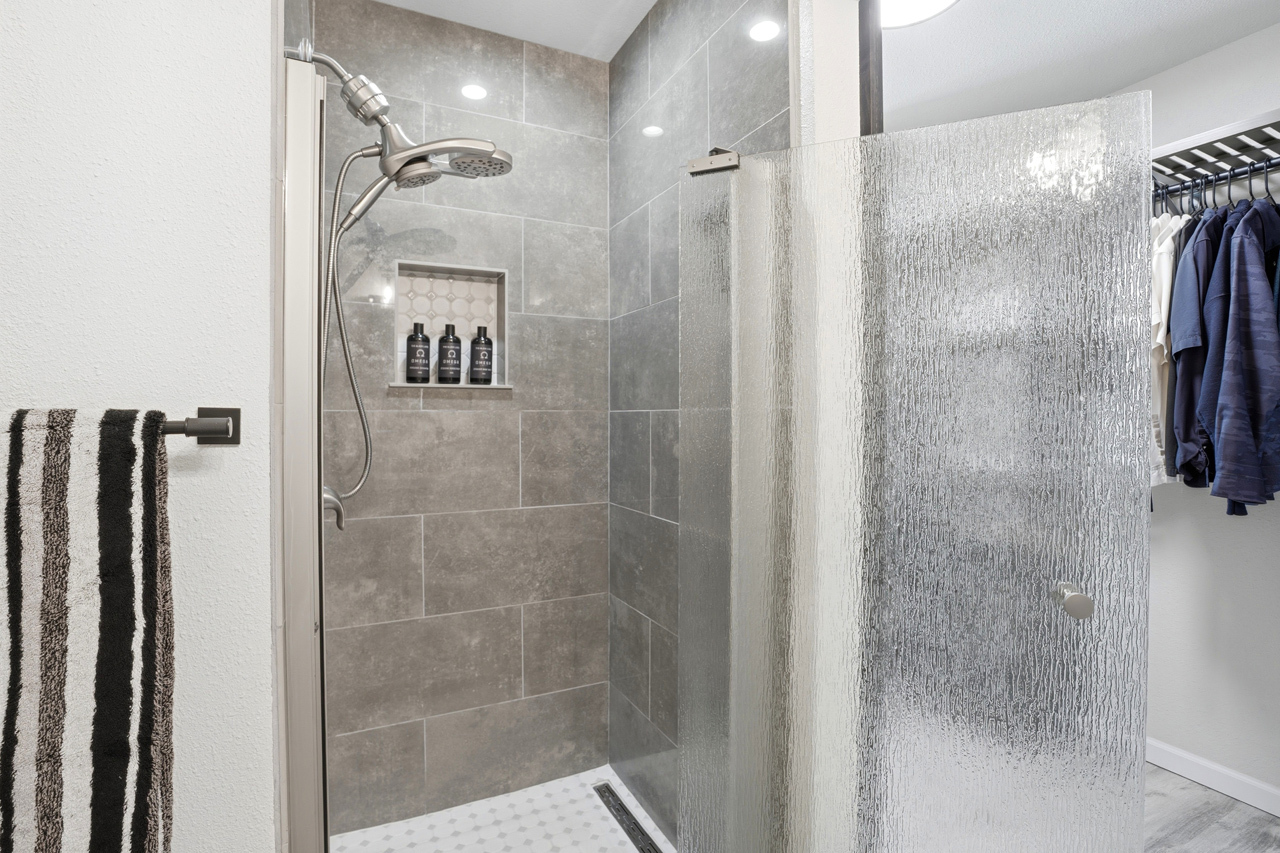 Primary bathroom: shower