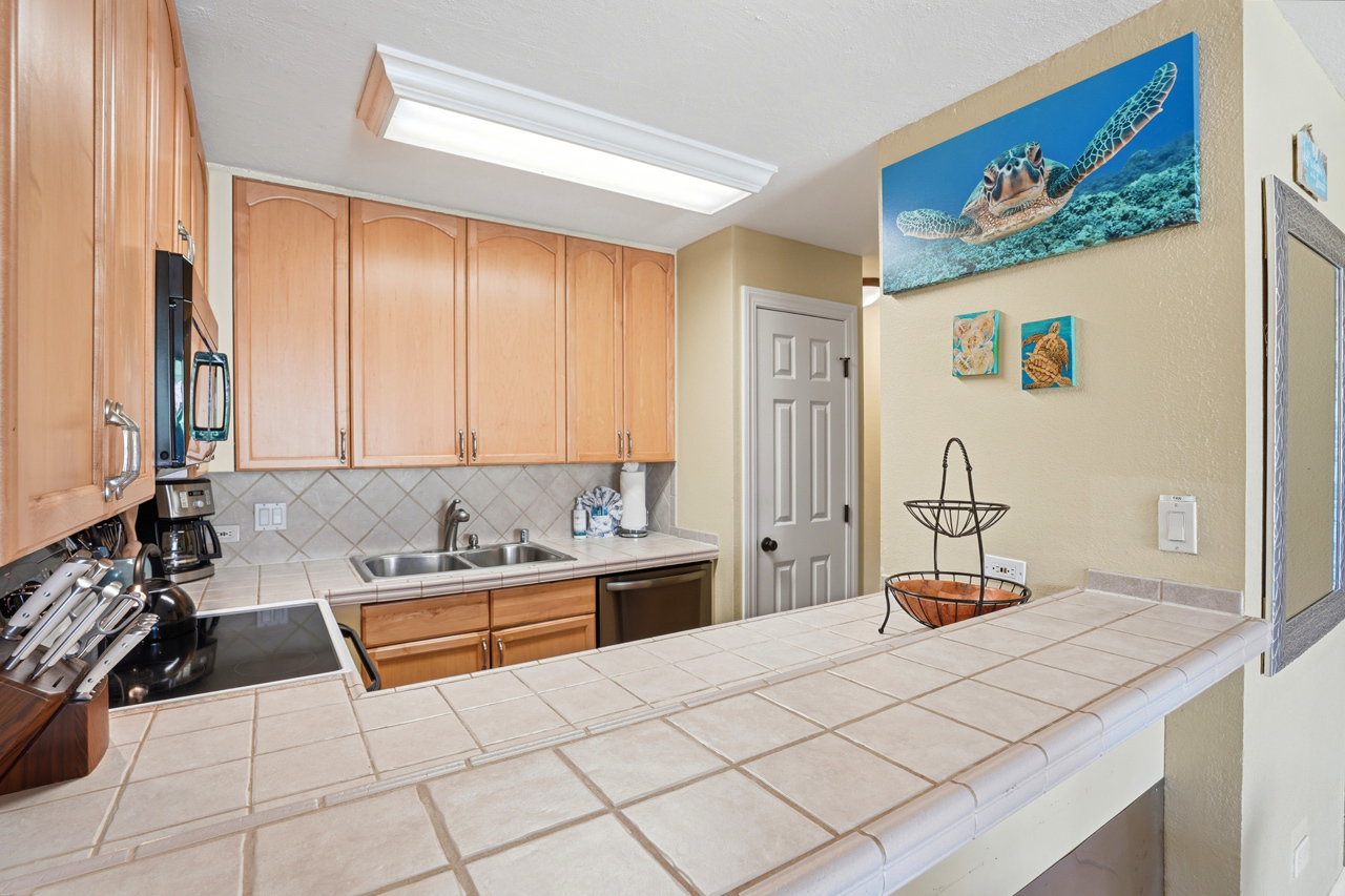 Kitchen: 