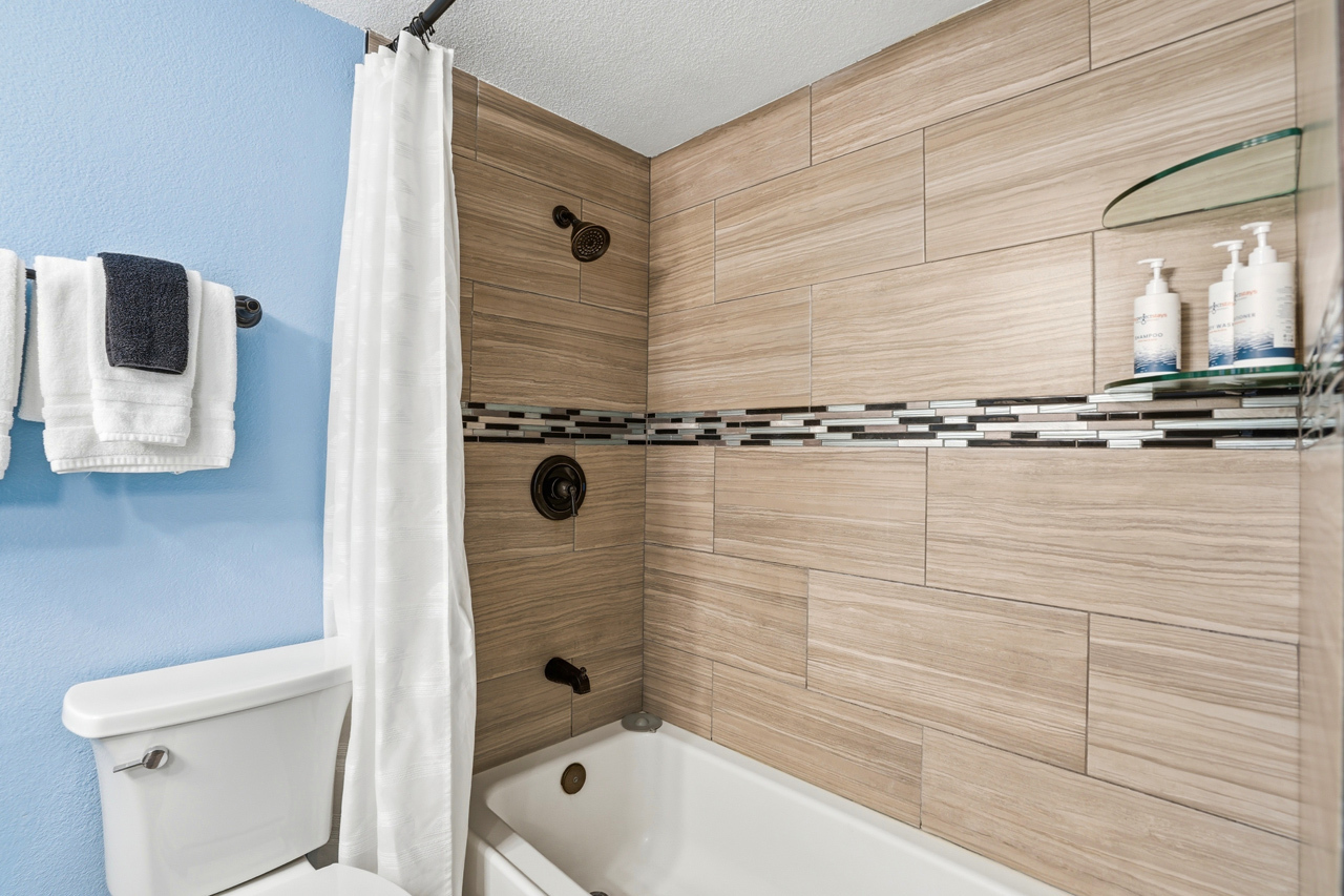 Ensuite Bathroom: 
