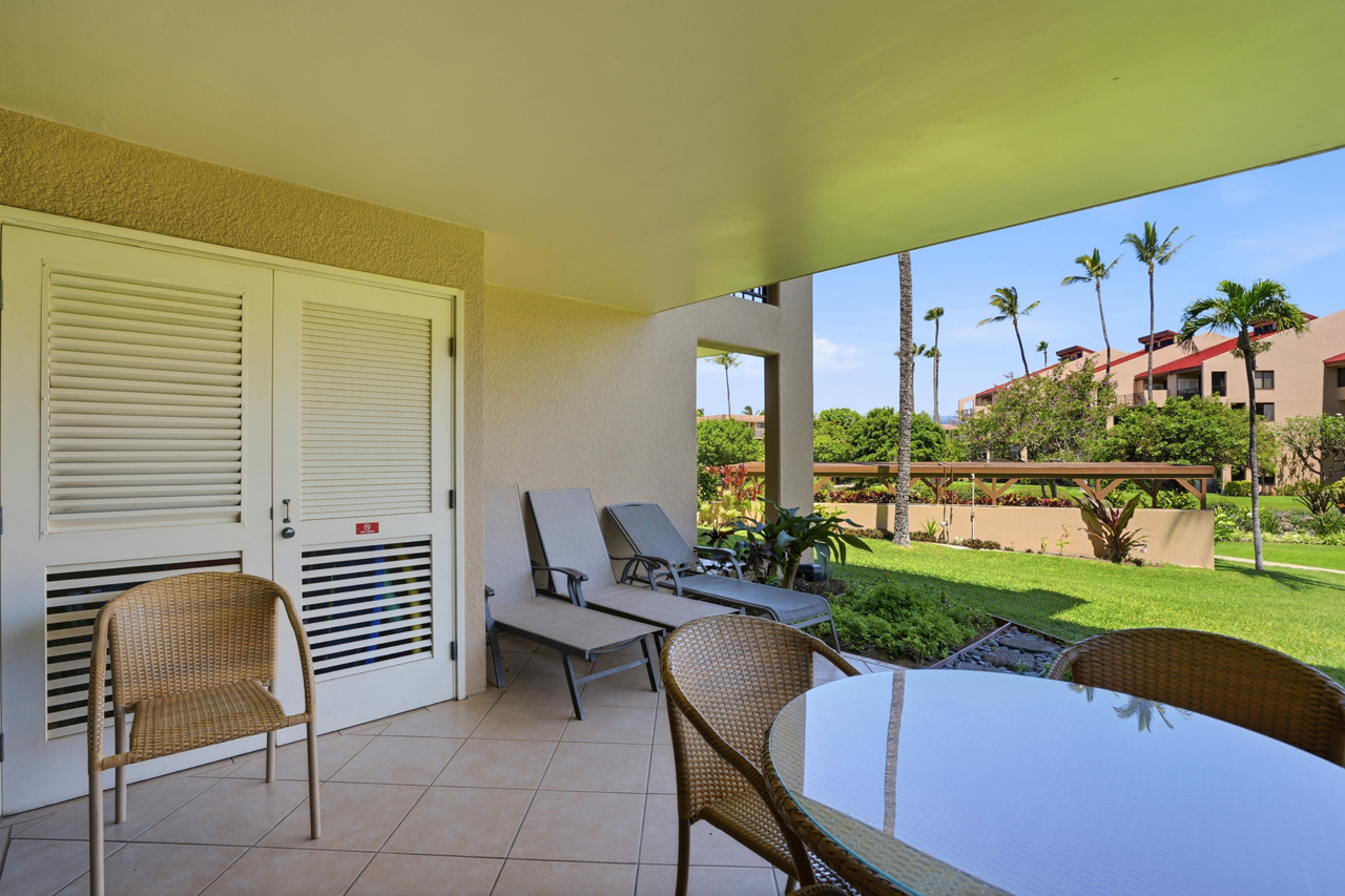 Large lanai: 