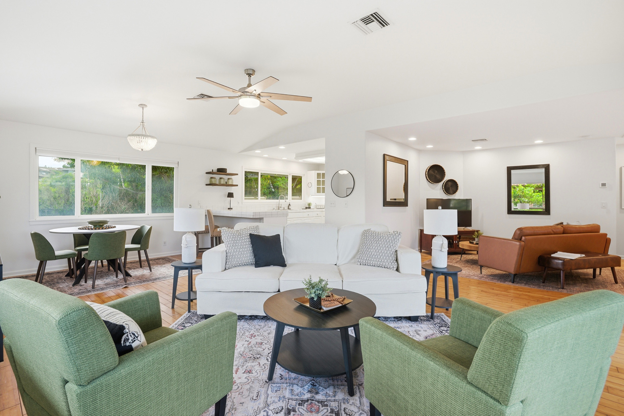 Living room: 