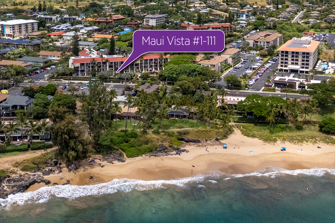Close proximity to the Sandy beach: 