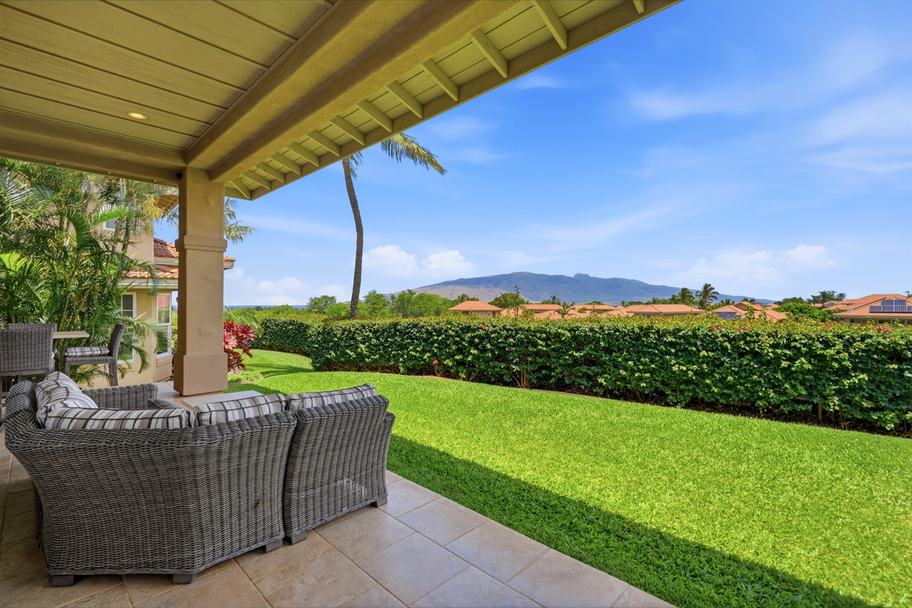 Ocean views from the Lanai: 