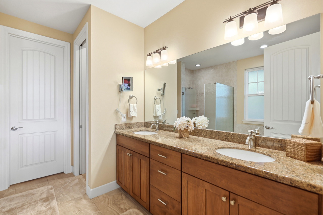 Primary Suite: 