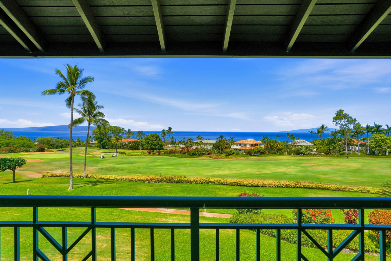 Panoramic ocean views: 