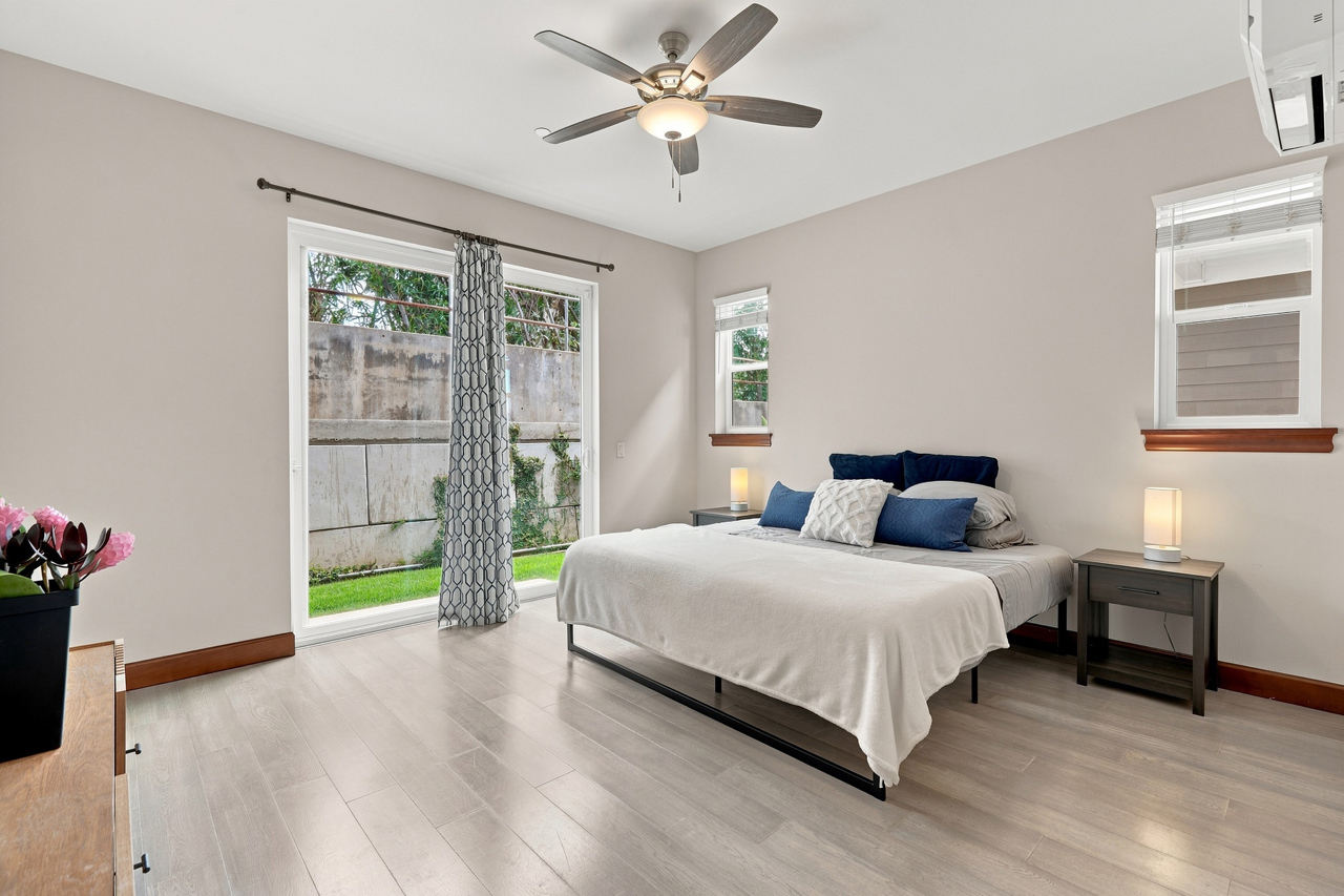 Primary Suite: Bedroom