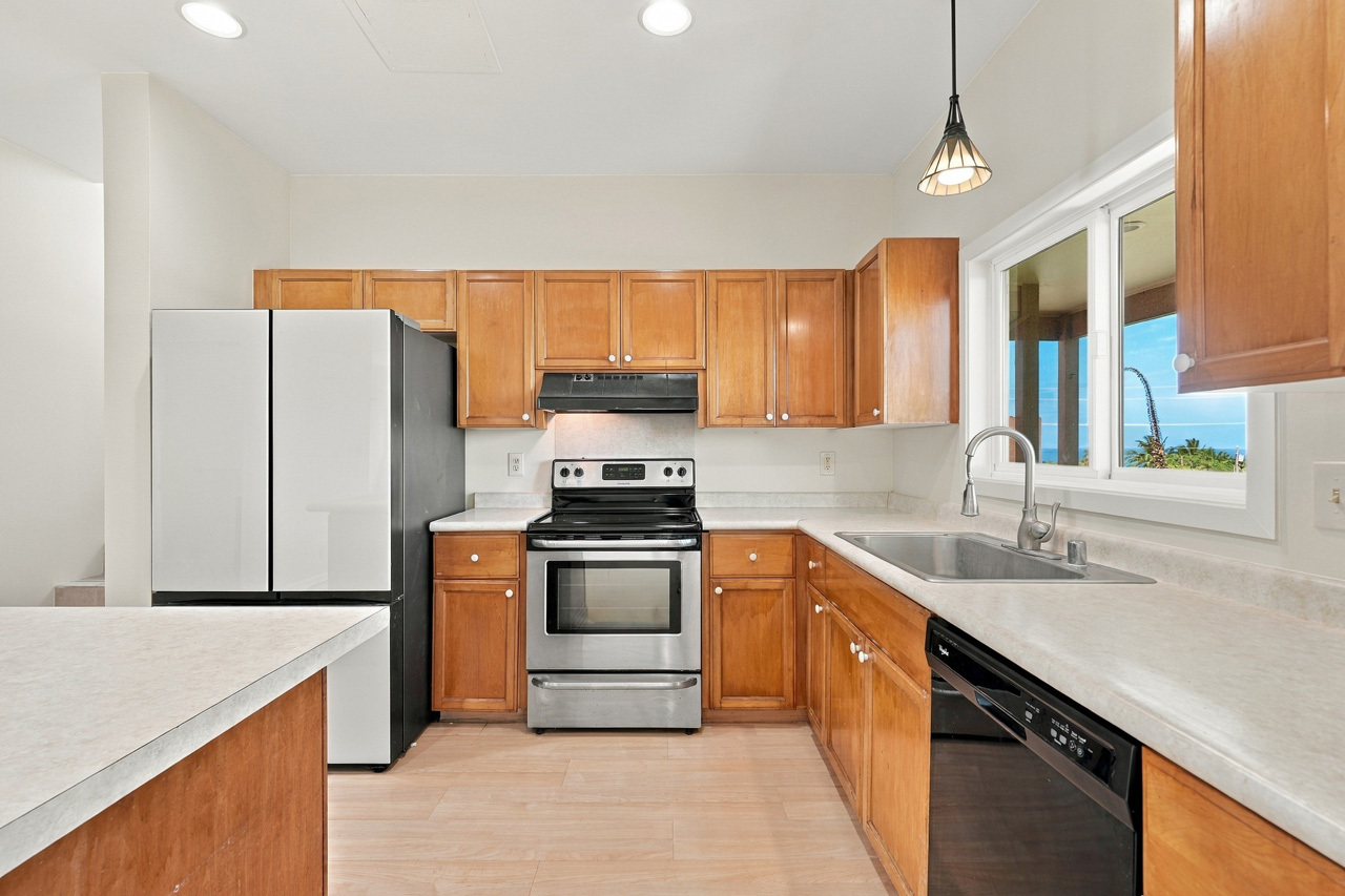 Kitchen: 