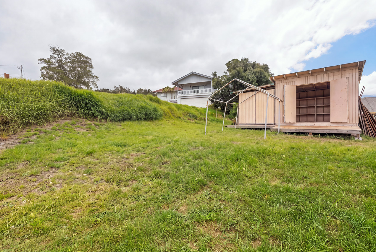 Elevated building site for main home: 