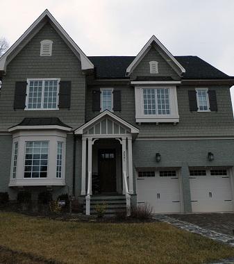 The Palisades Home With 2 Car Garage