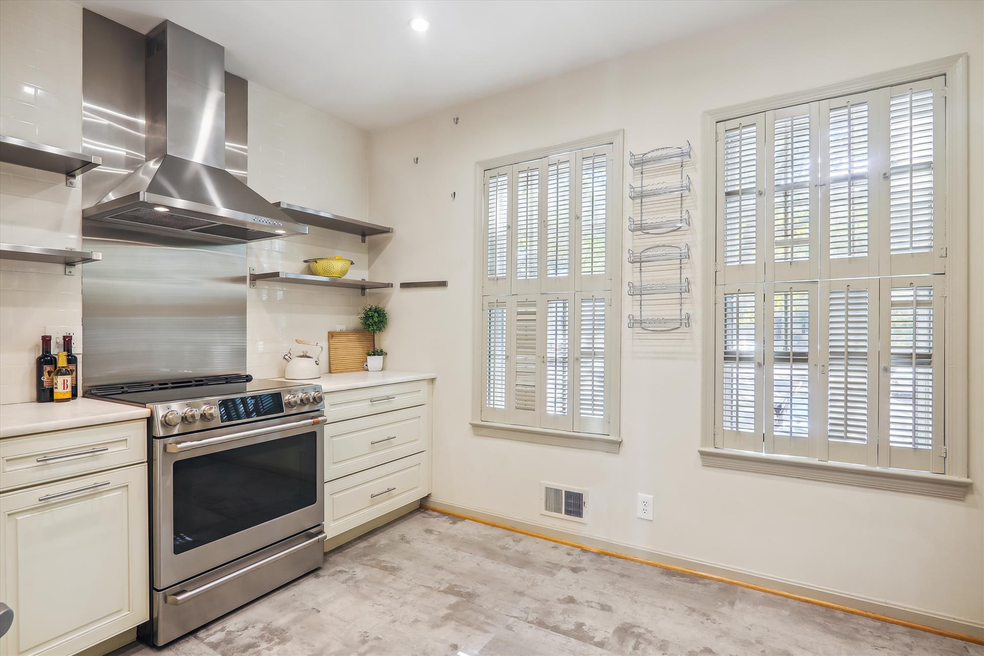 Frist Floor - Kitchen