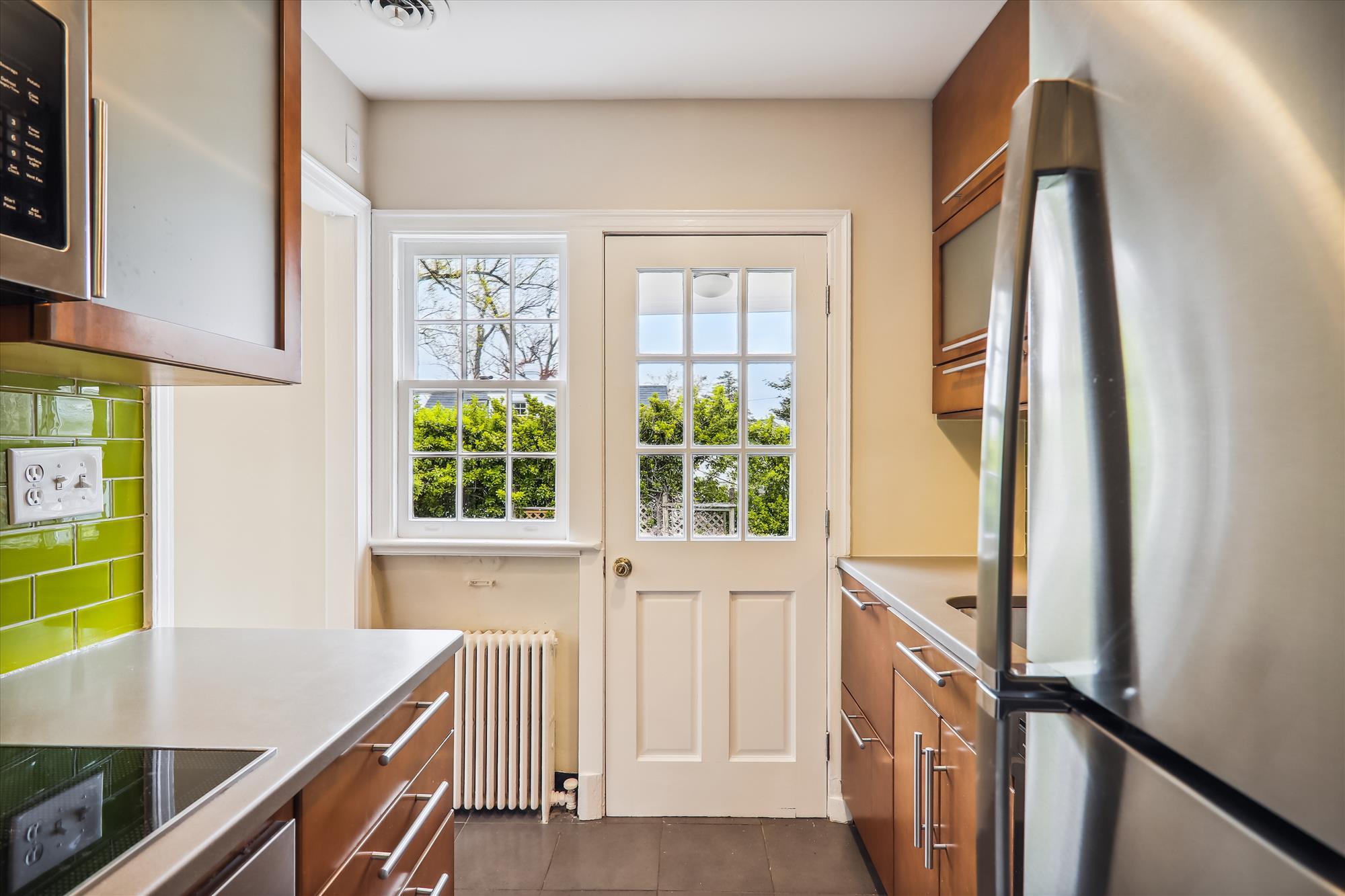 Main Level - Kitchen