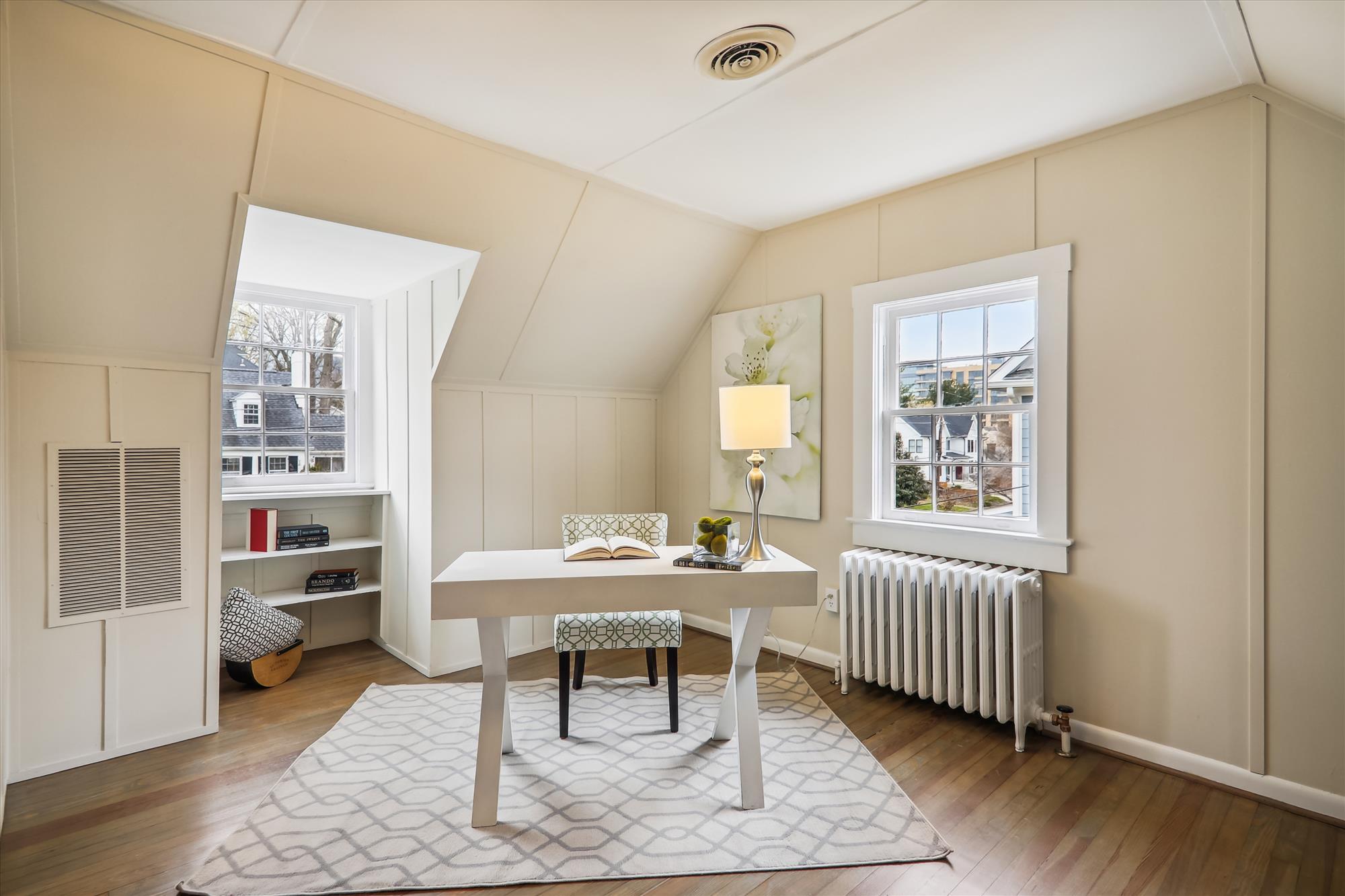 Upper Level - Bedroom