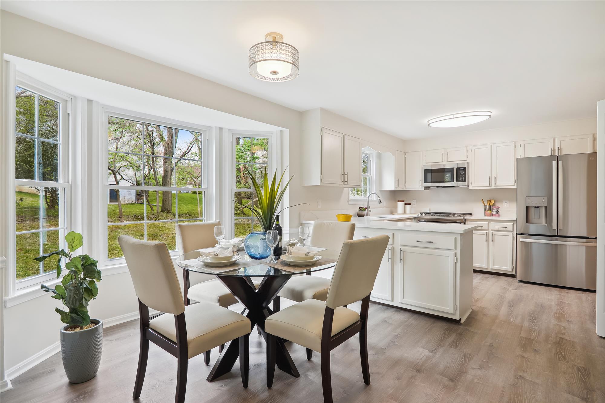 Main Level - Kitchen