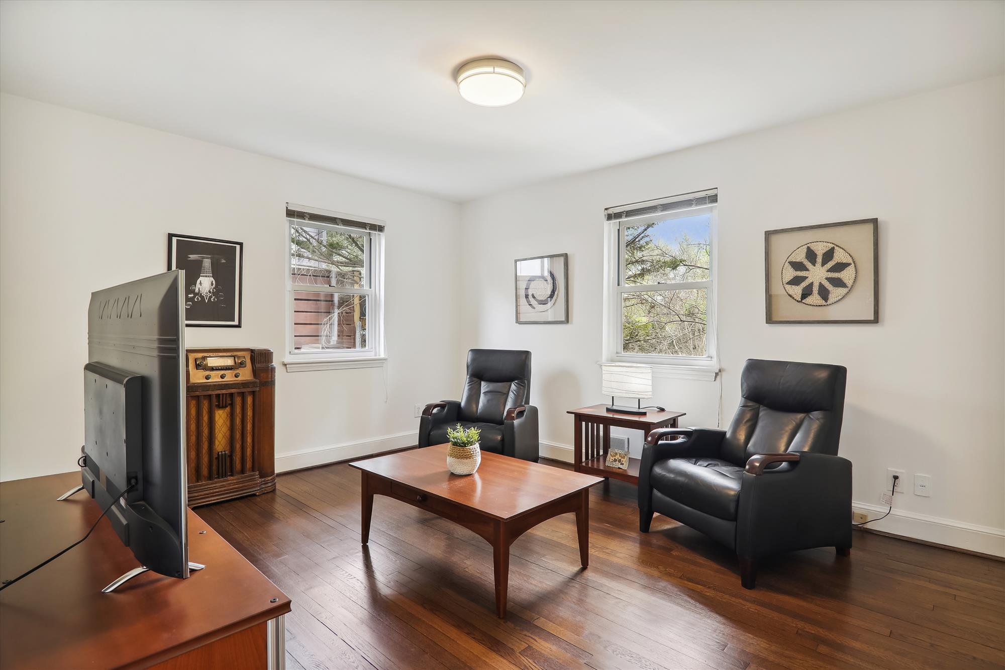 Main Level - Living Room