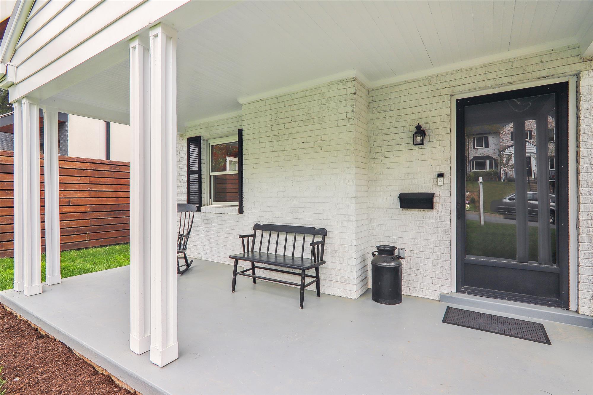 Exterior - Front Porch