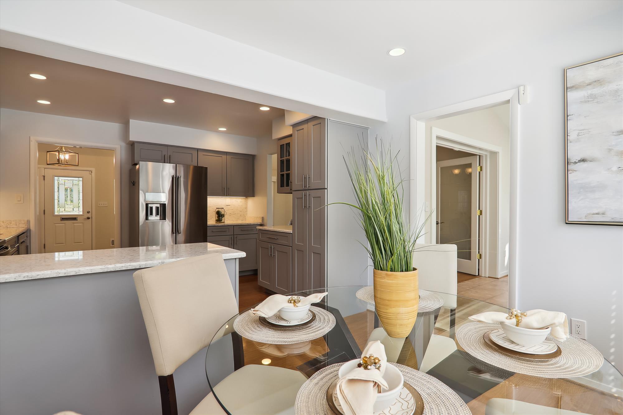 Main Level - Kitchen