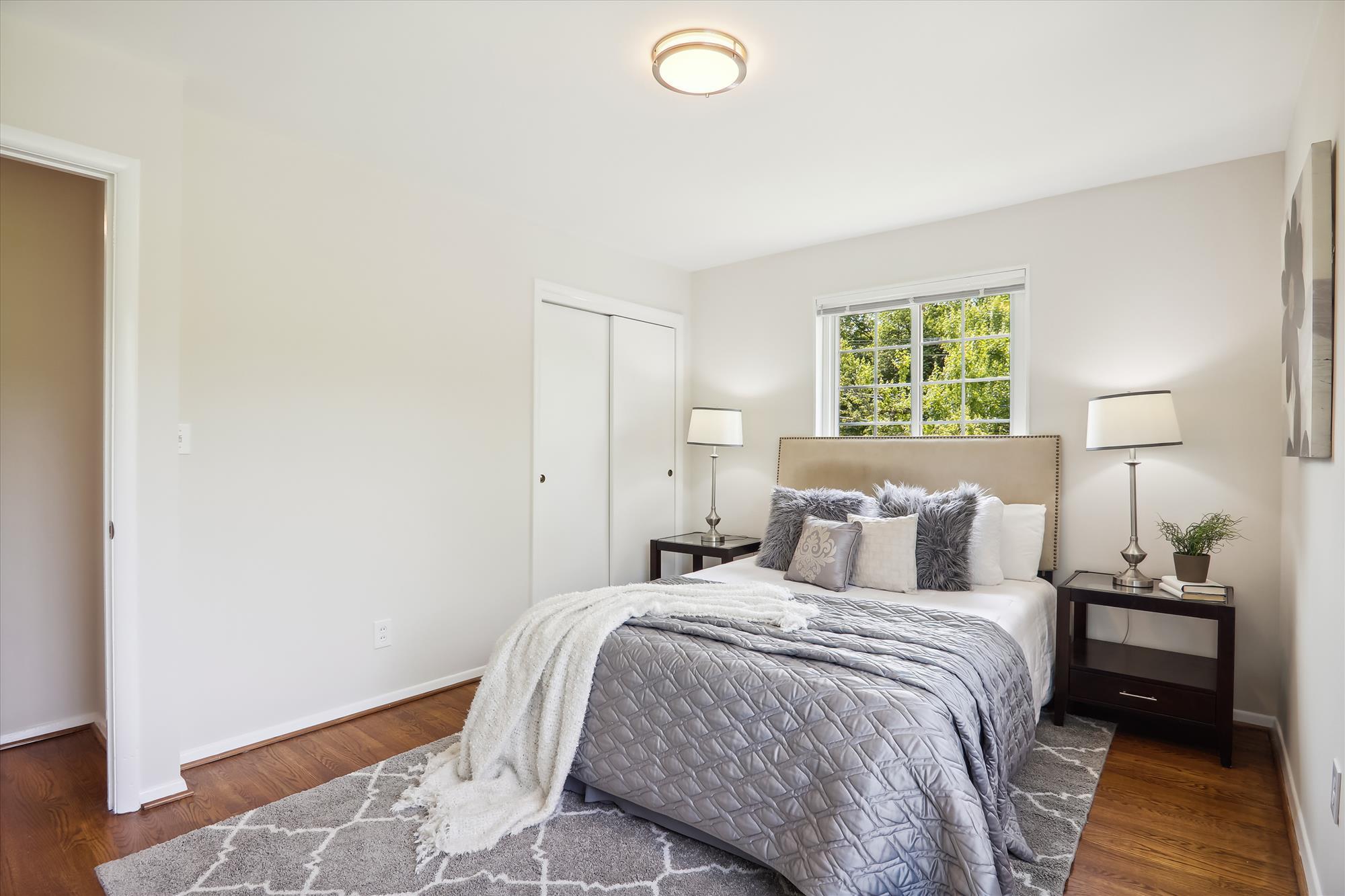 Upper Level - Primary Bedroom