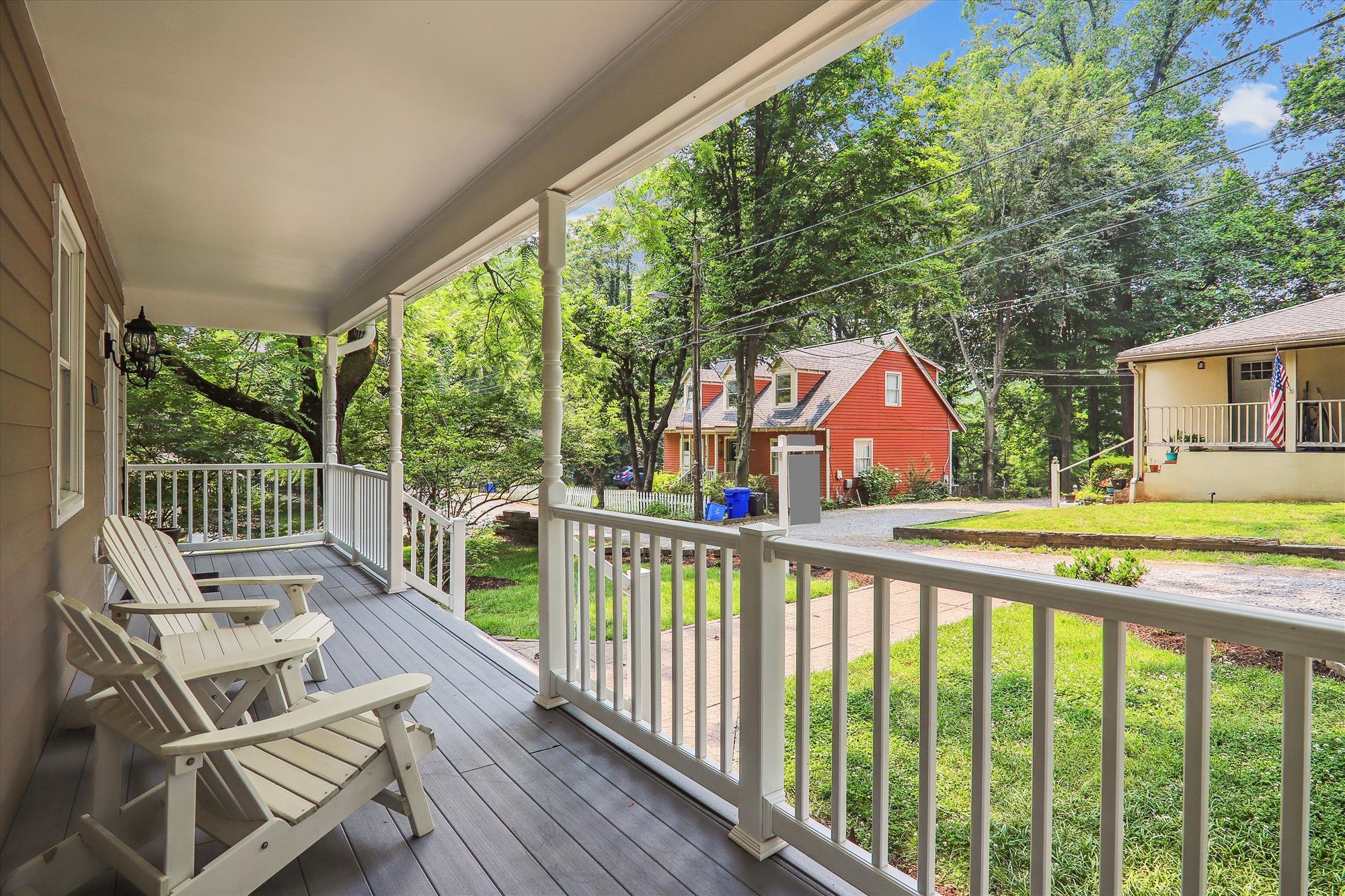 Exterior - Front Porch