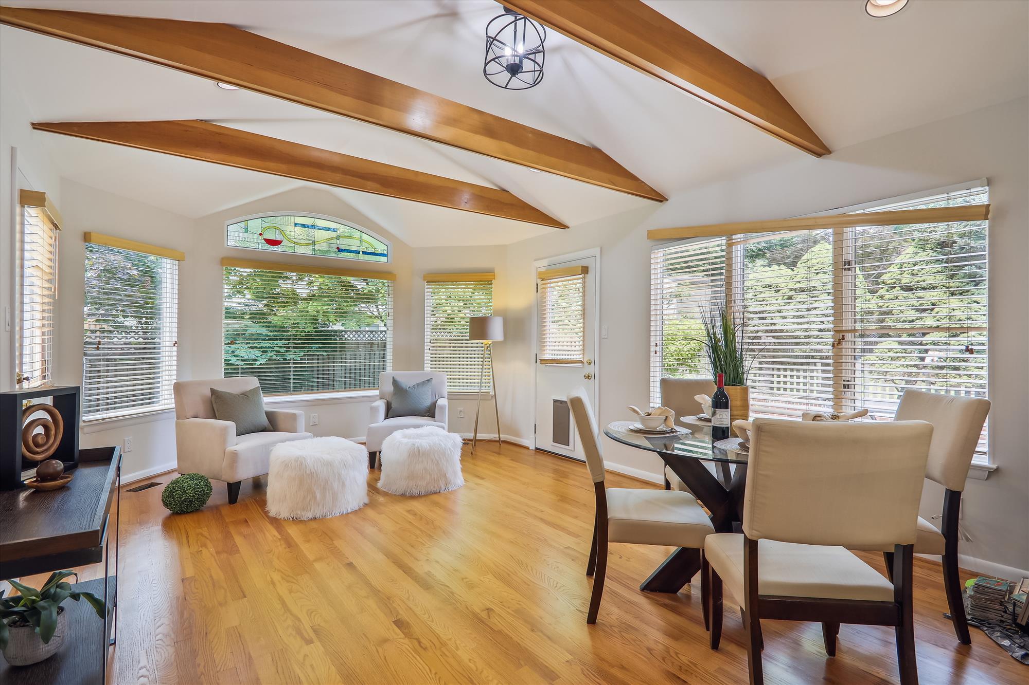 Main Level - Breakfast Area