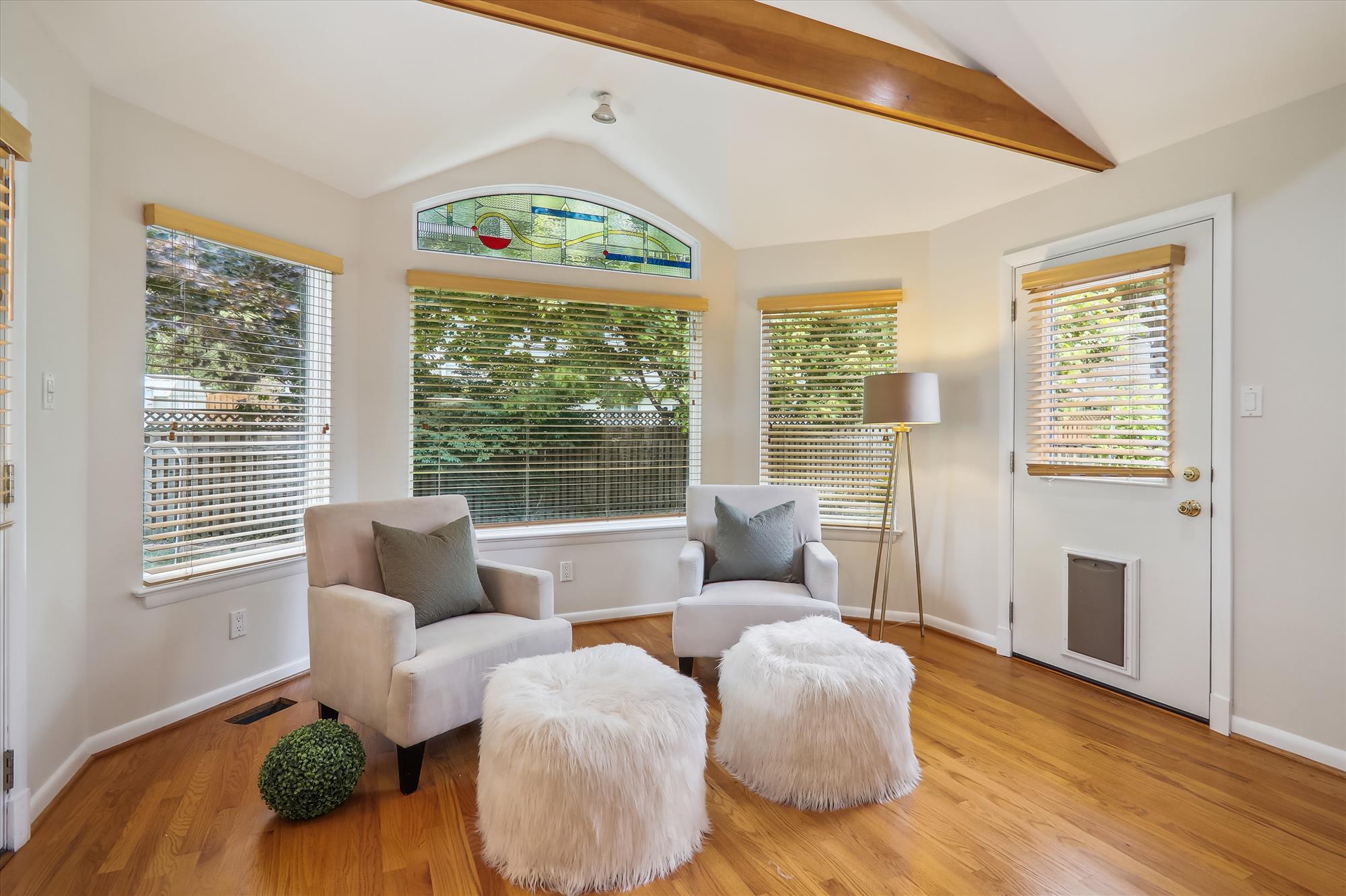 Main Level - Breakfast Area