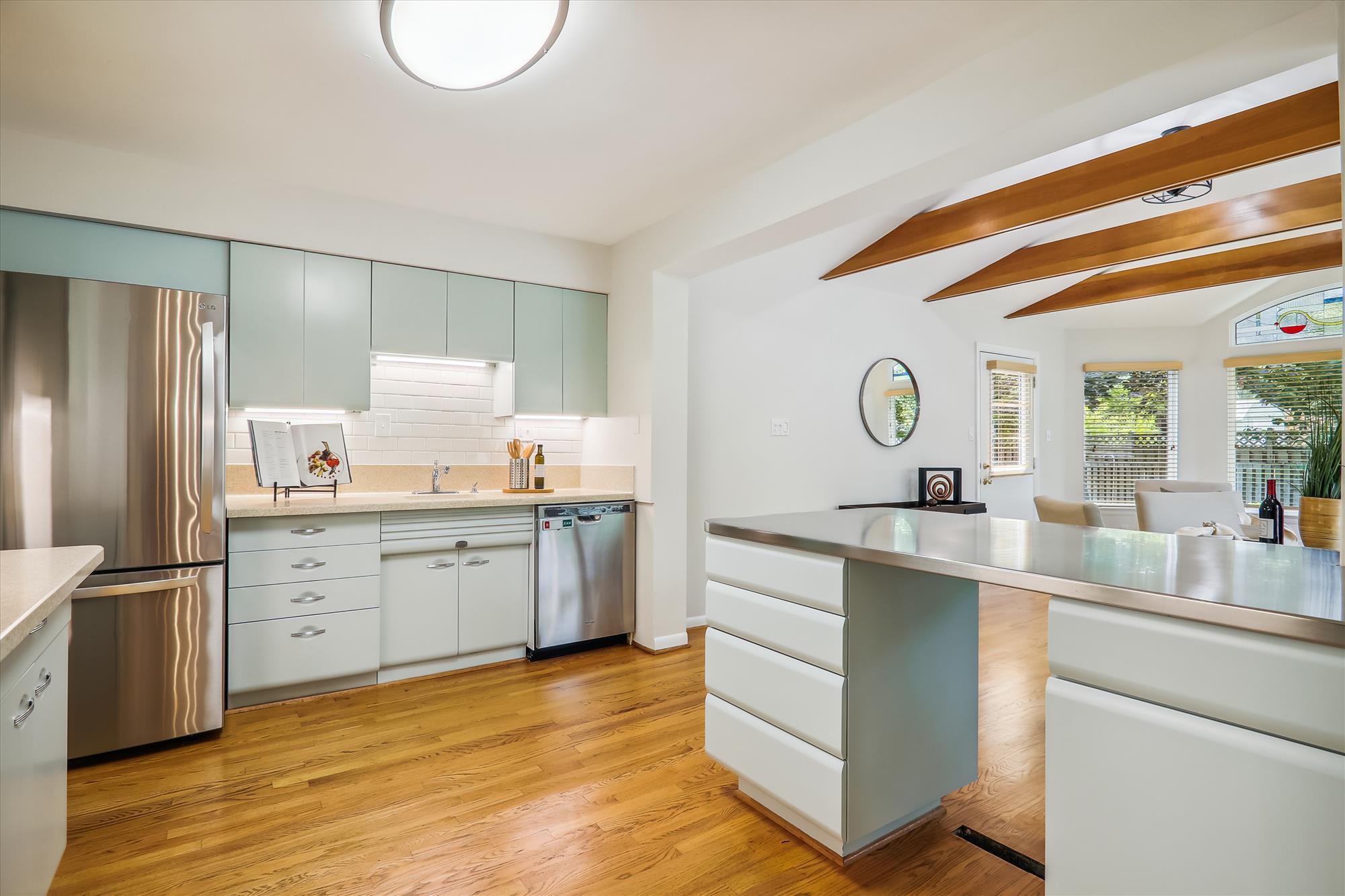 Main Level - Kitchen