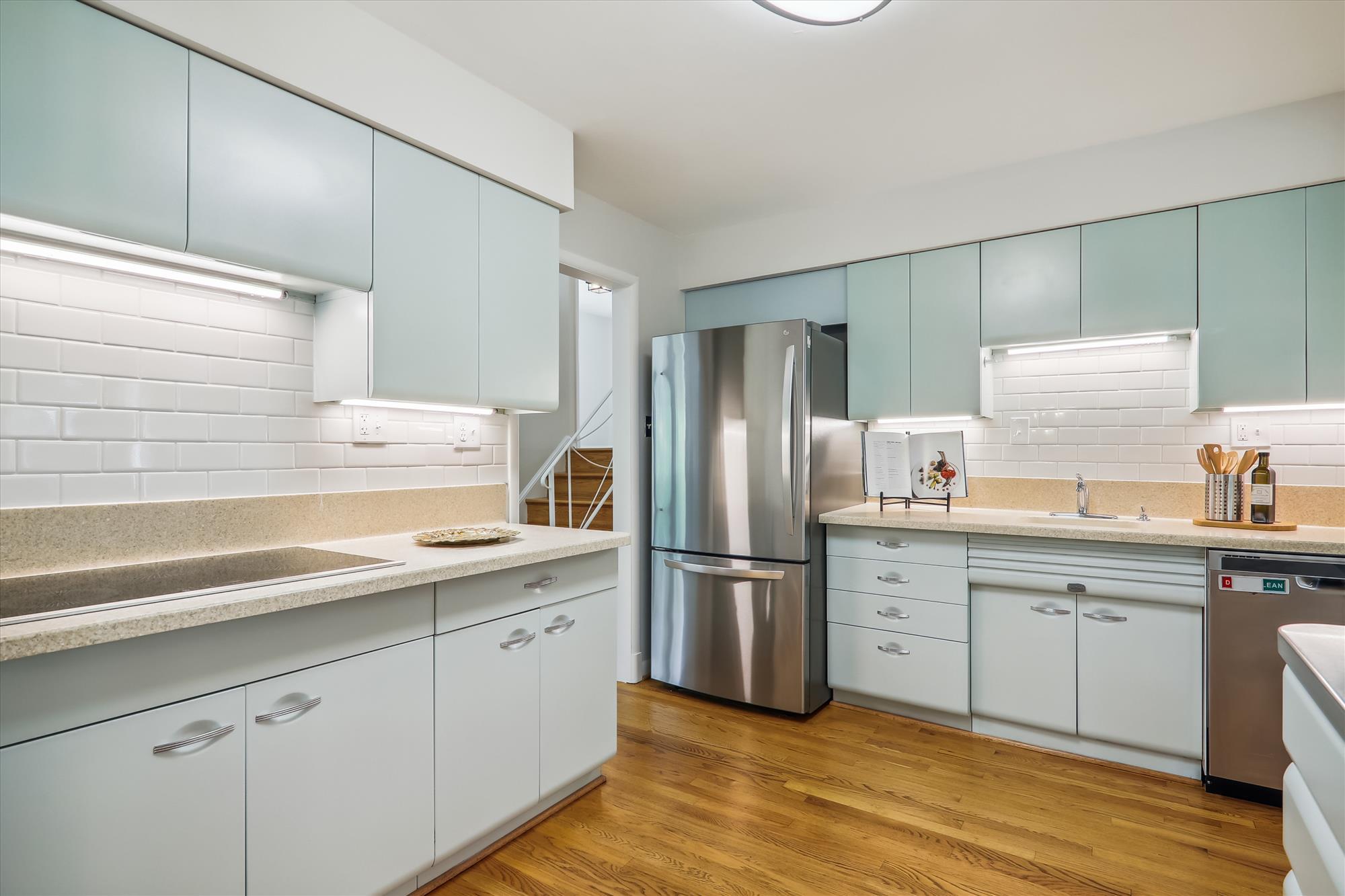 Main Level - Kitchen