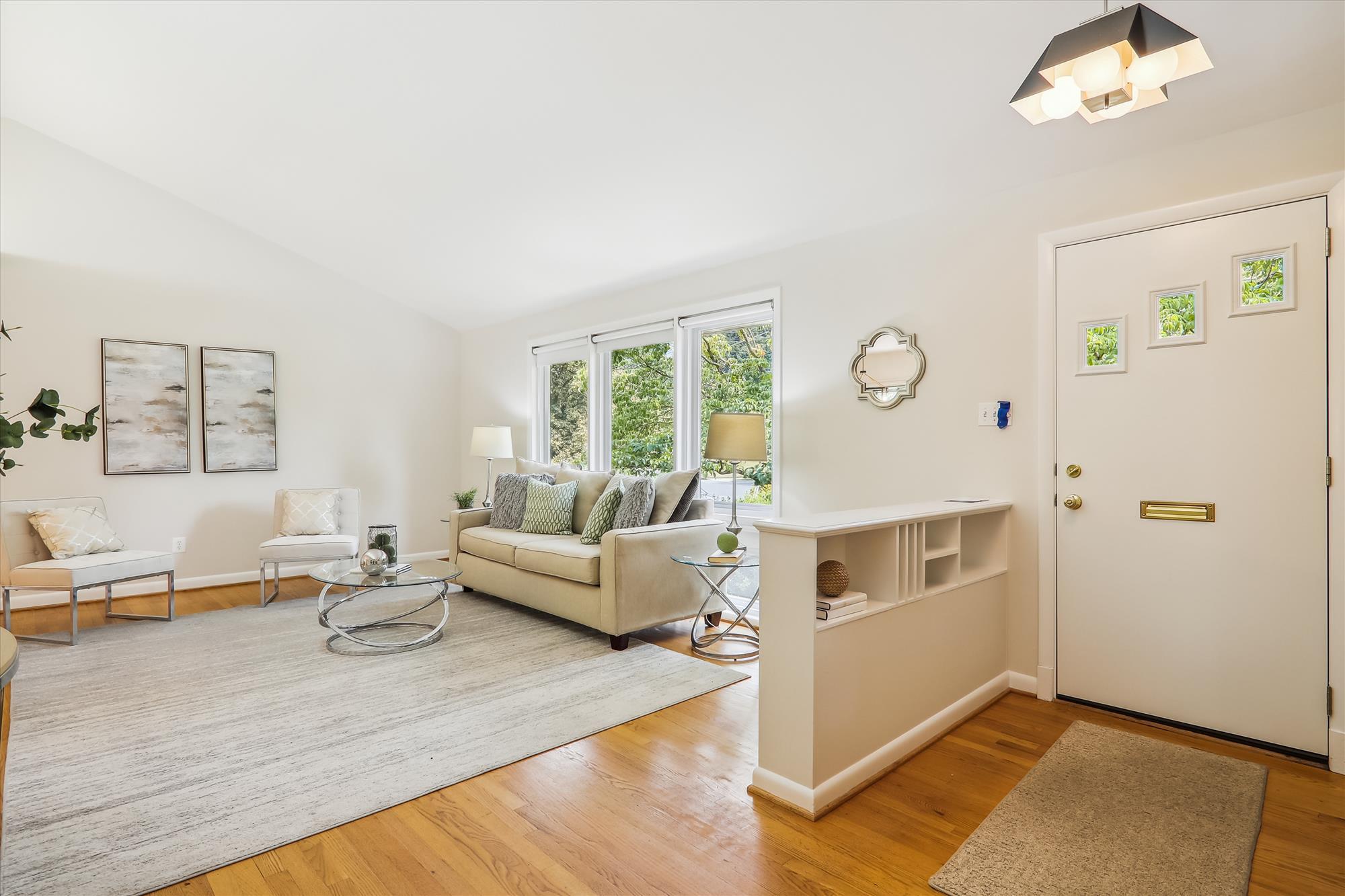 Main Level - Living Room