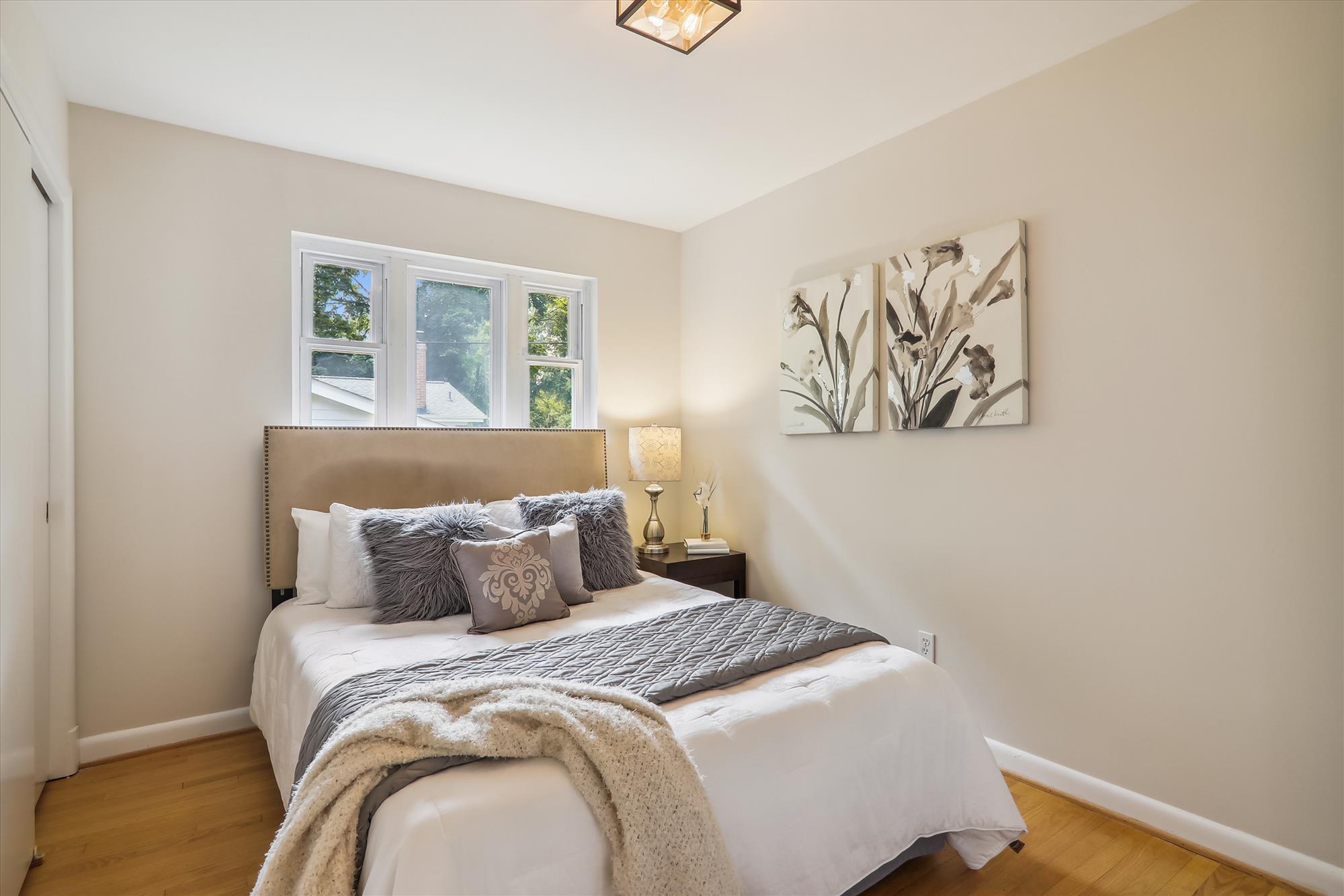 Main Level - Bedroom