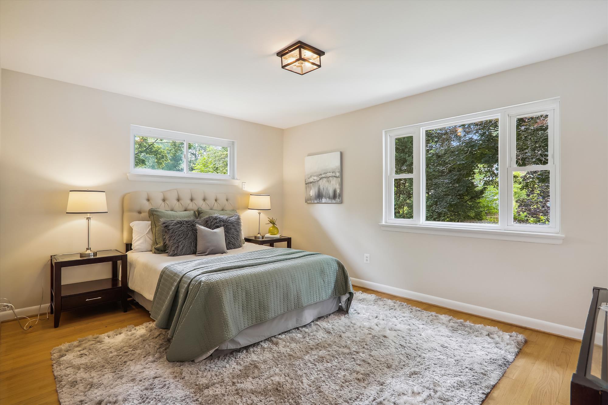 Main Level - Primary Bedroom