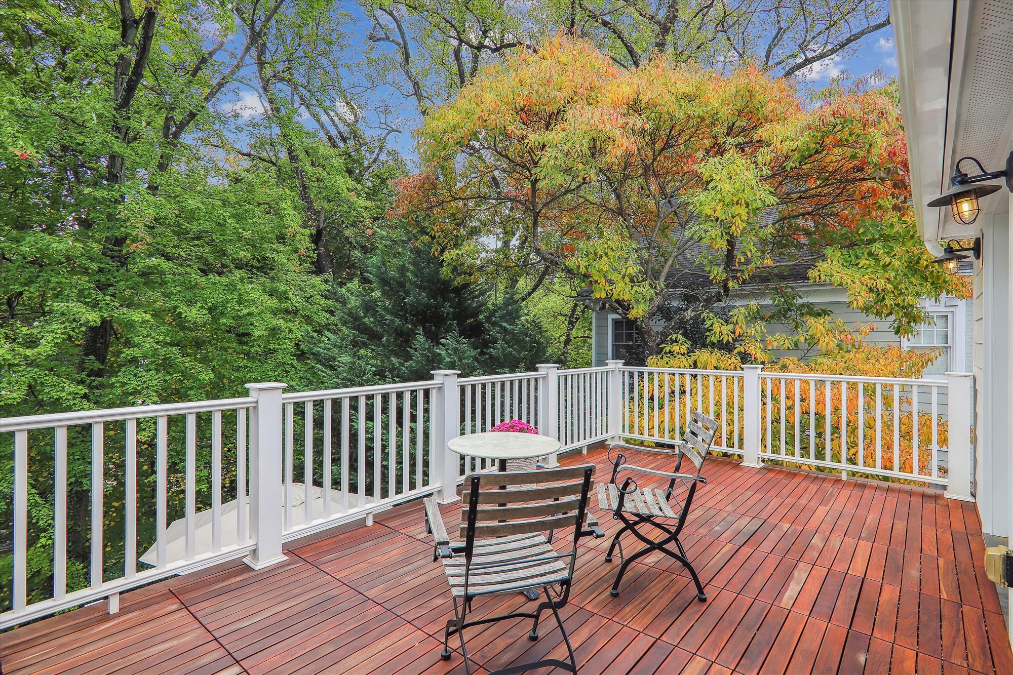 Upper Level - Balcony