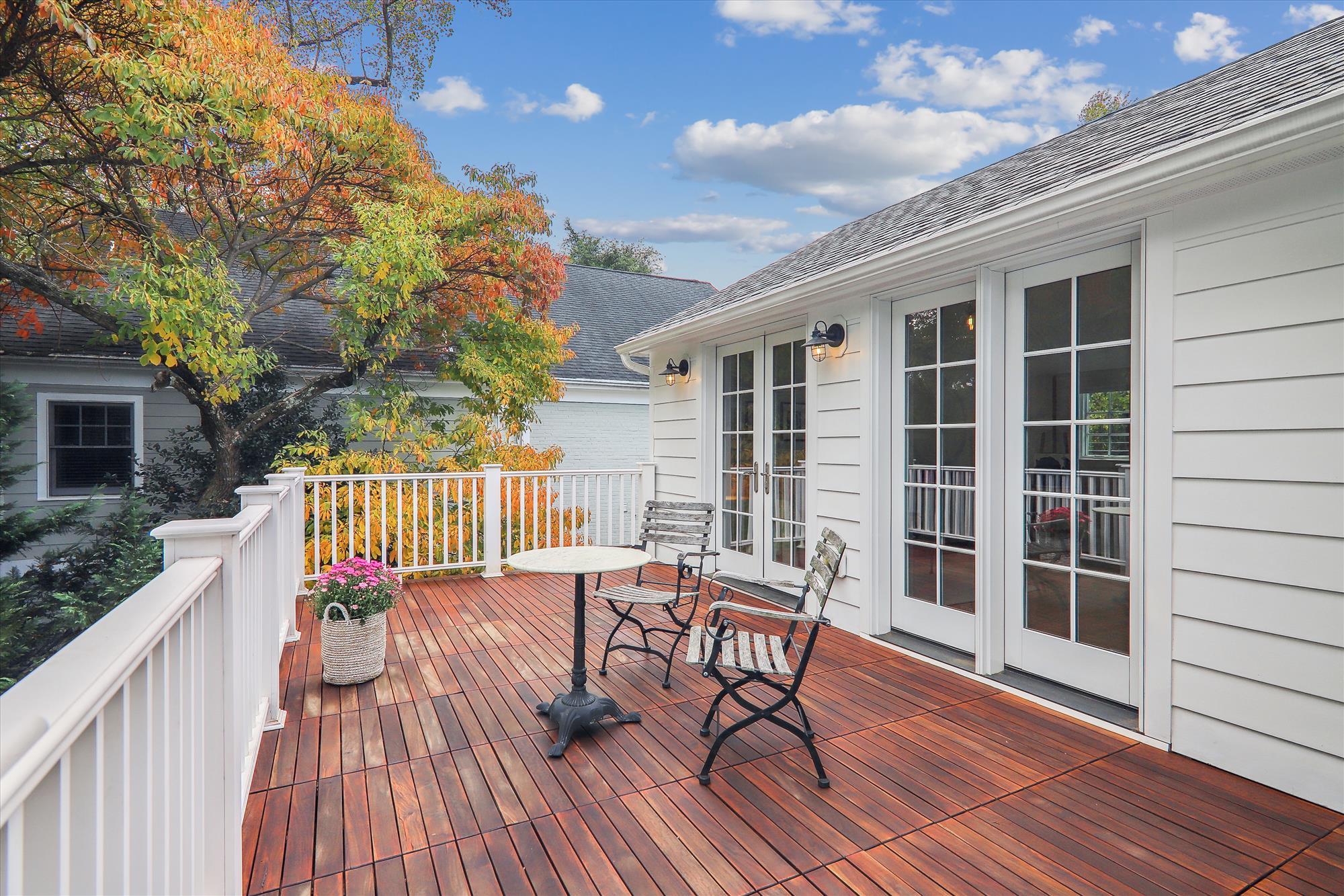 Upper Level - Balcony