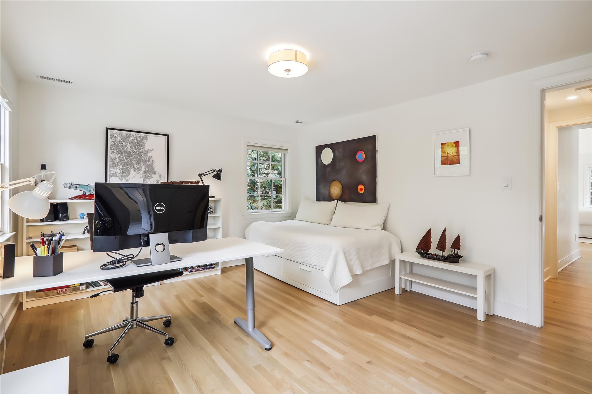 Upper Level - Bedroom