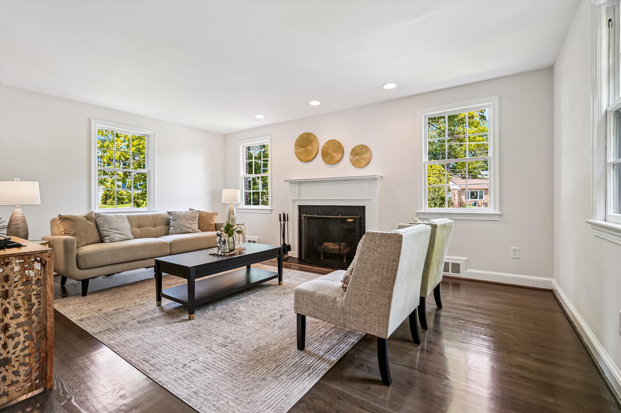 Main Level - Living Room