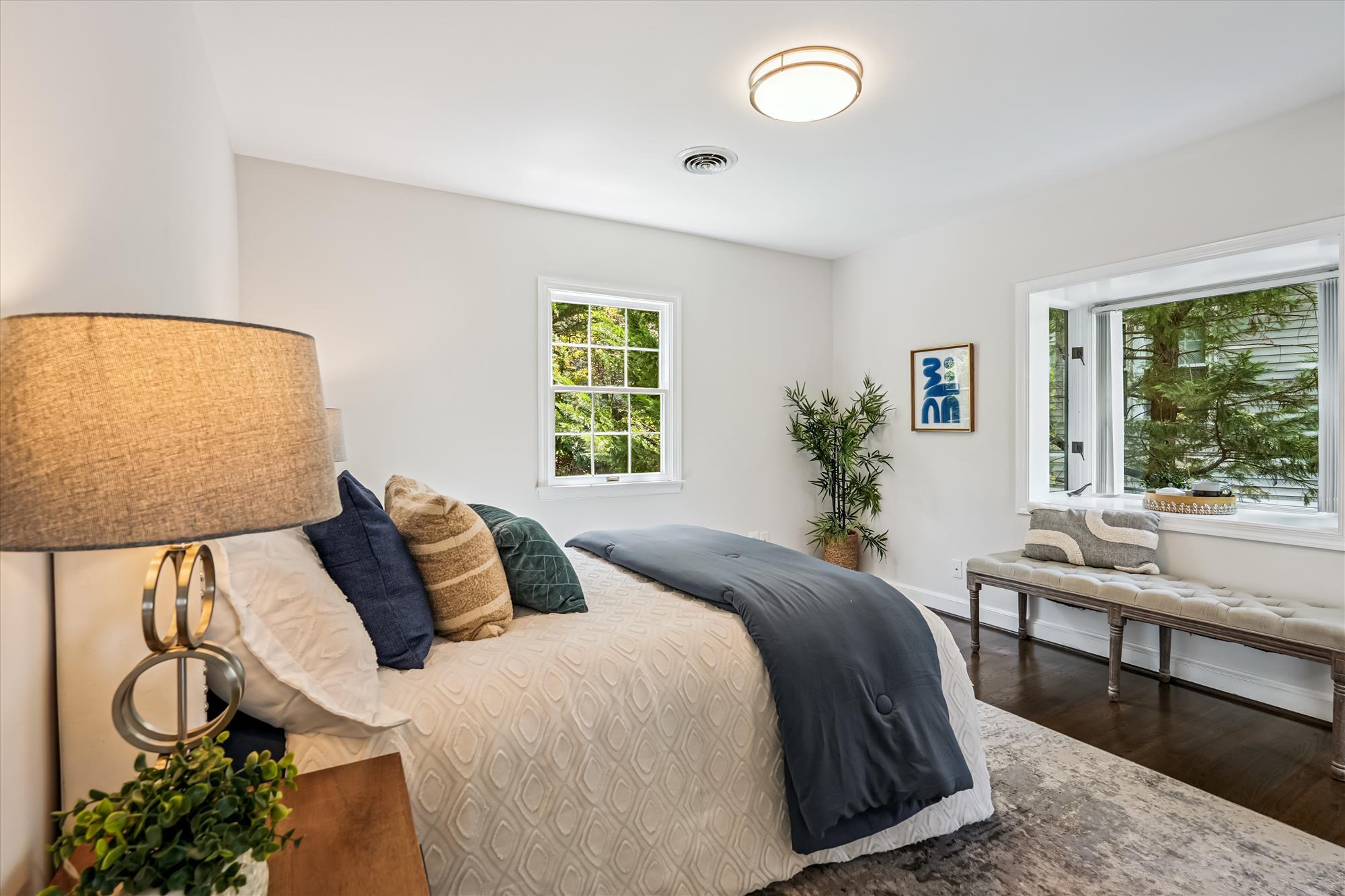 Upper Level - Primary Bedroom