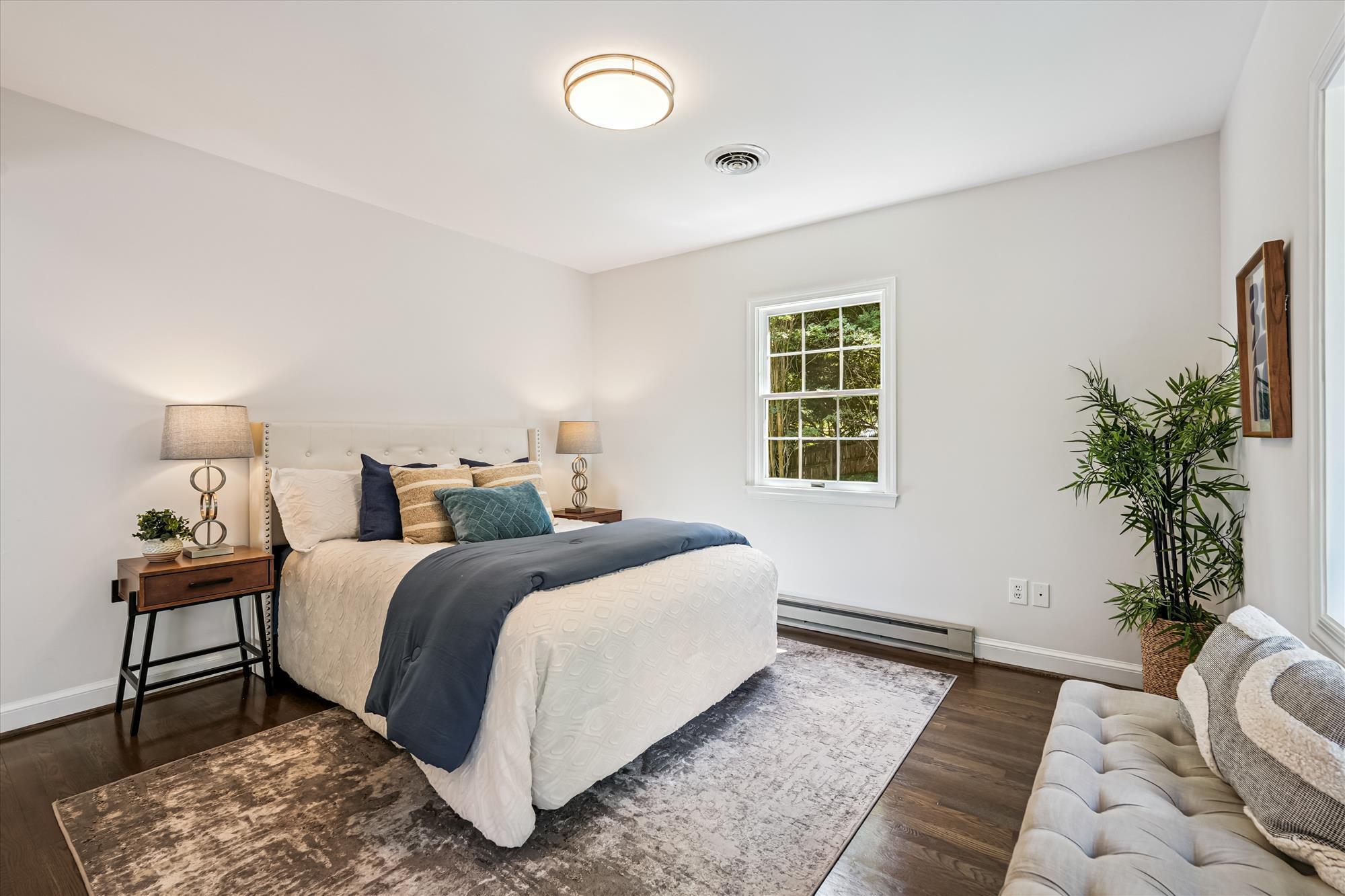 Upper Level - Primary Bedroom