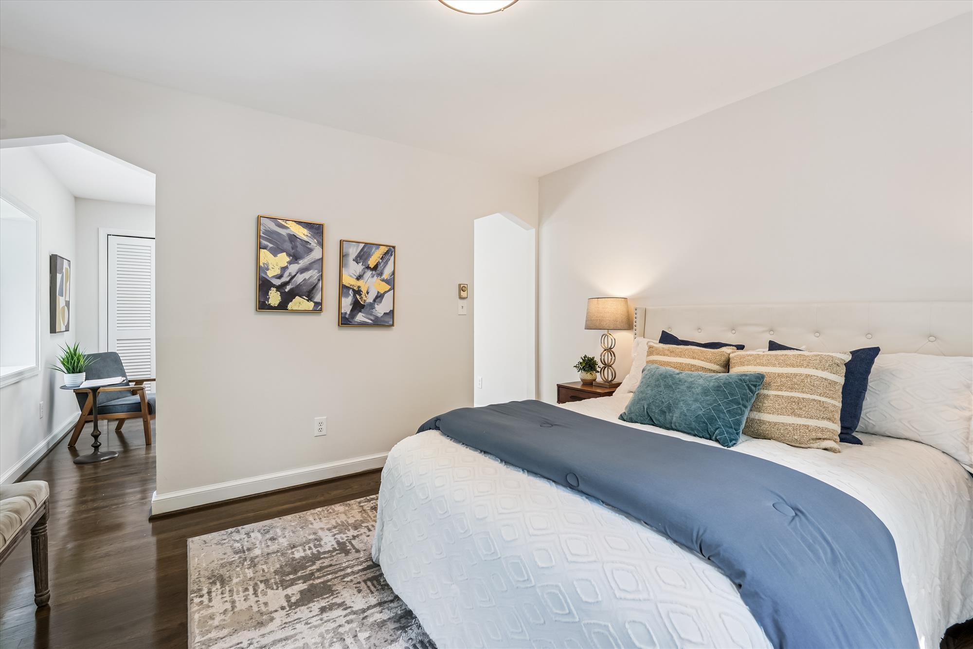 Upper Level - Primary Bedroom