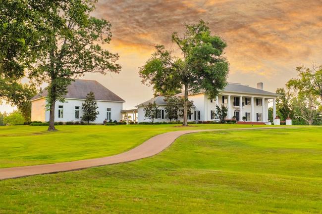 530 State Highway 15 N, MS 38610