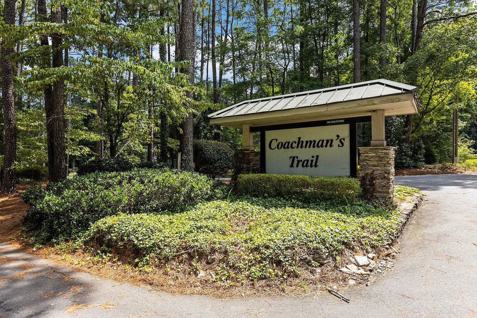 Coachman's Trail Sign in Raleigh, NC