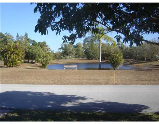 Common areas of Coral Lakes in Stuart FL